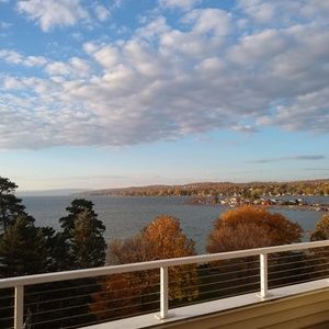 Meet your Posher, Justin